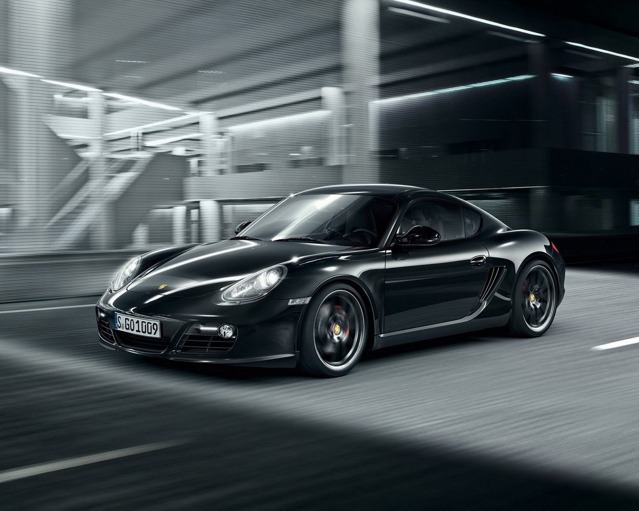 Porsche-Cayman S Black Edition