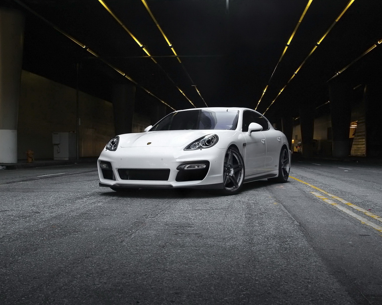 Vorsteiner-Porsche-V-PT-Panamera