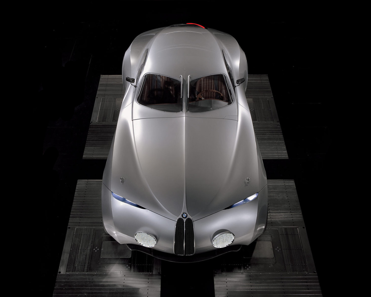 BMW  Концепт, серебристый,