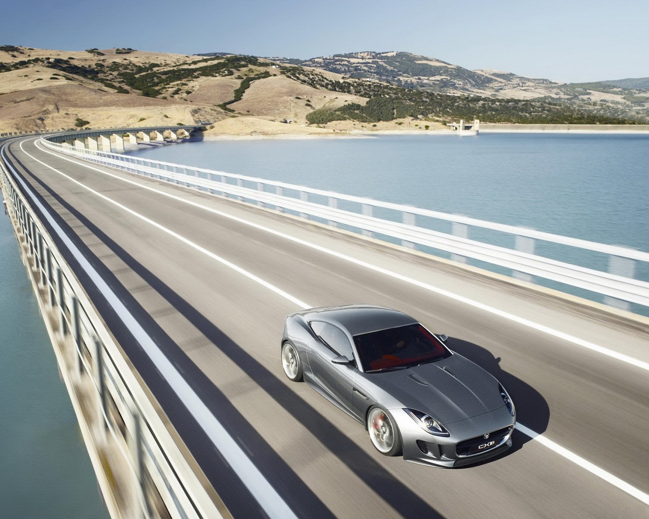 Jaguar-C-X16 Concept 2011