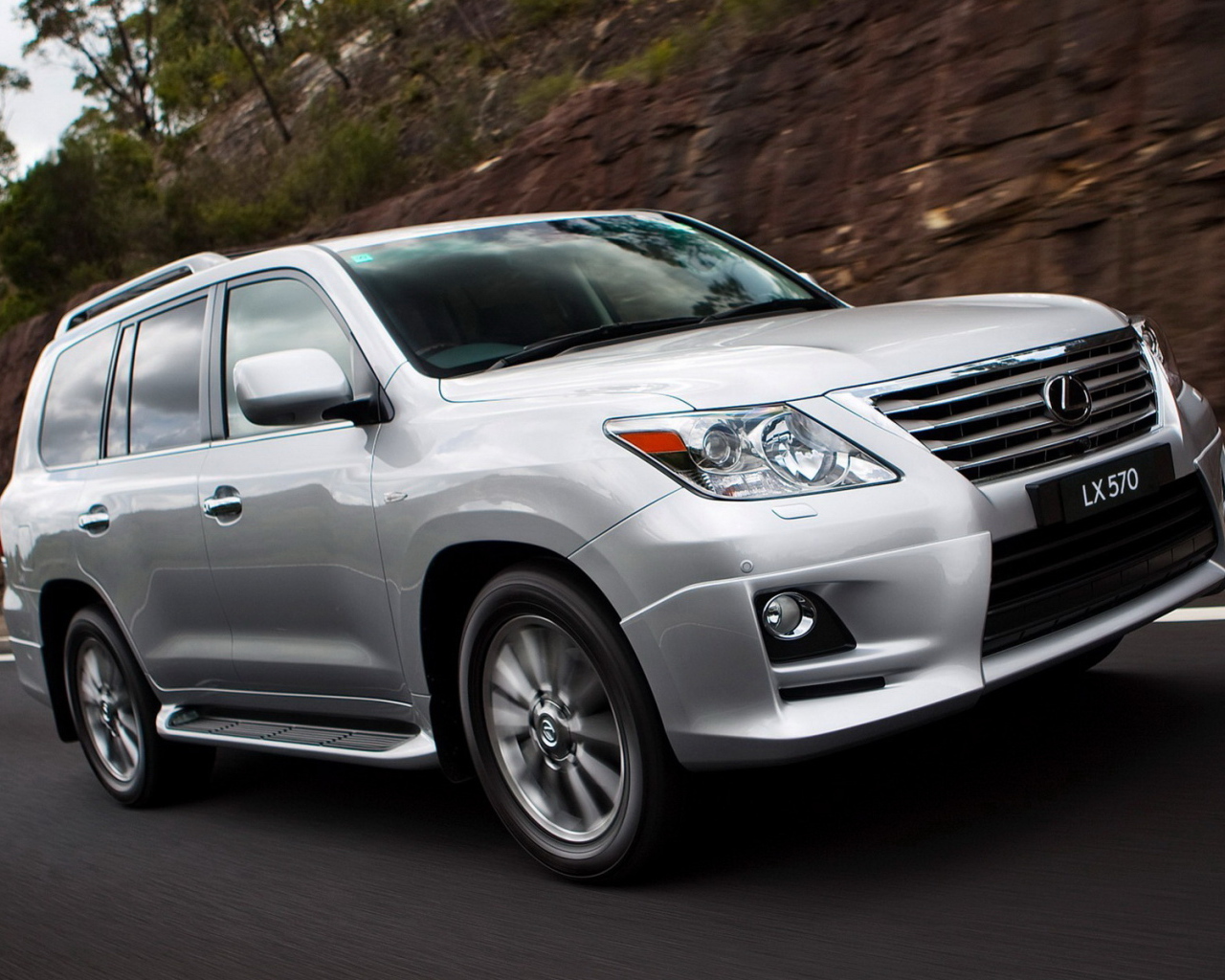 Lexus LX 570 Sports Luxury