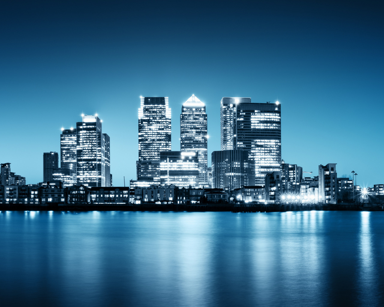 Город в огнях