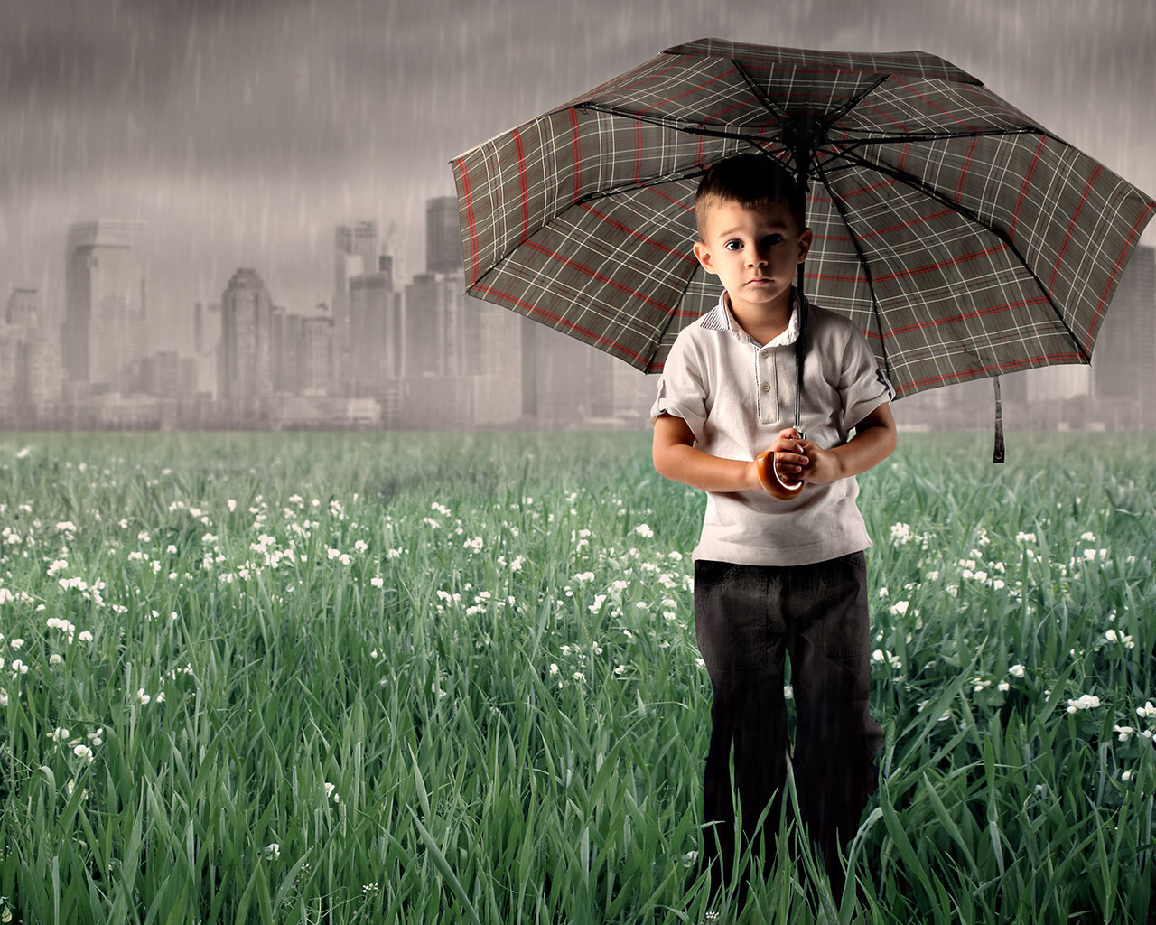 Ребенок под дождем