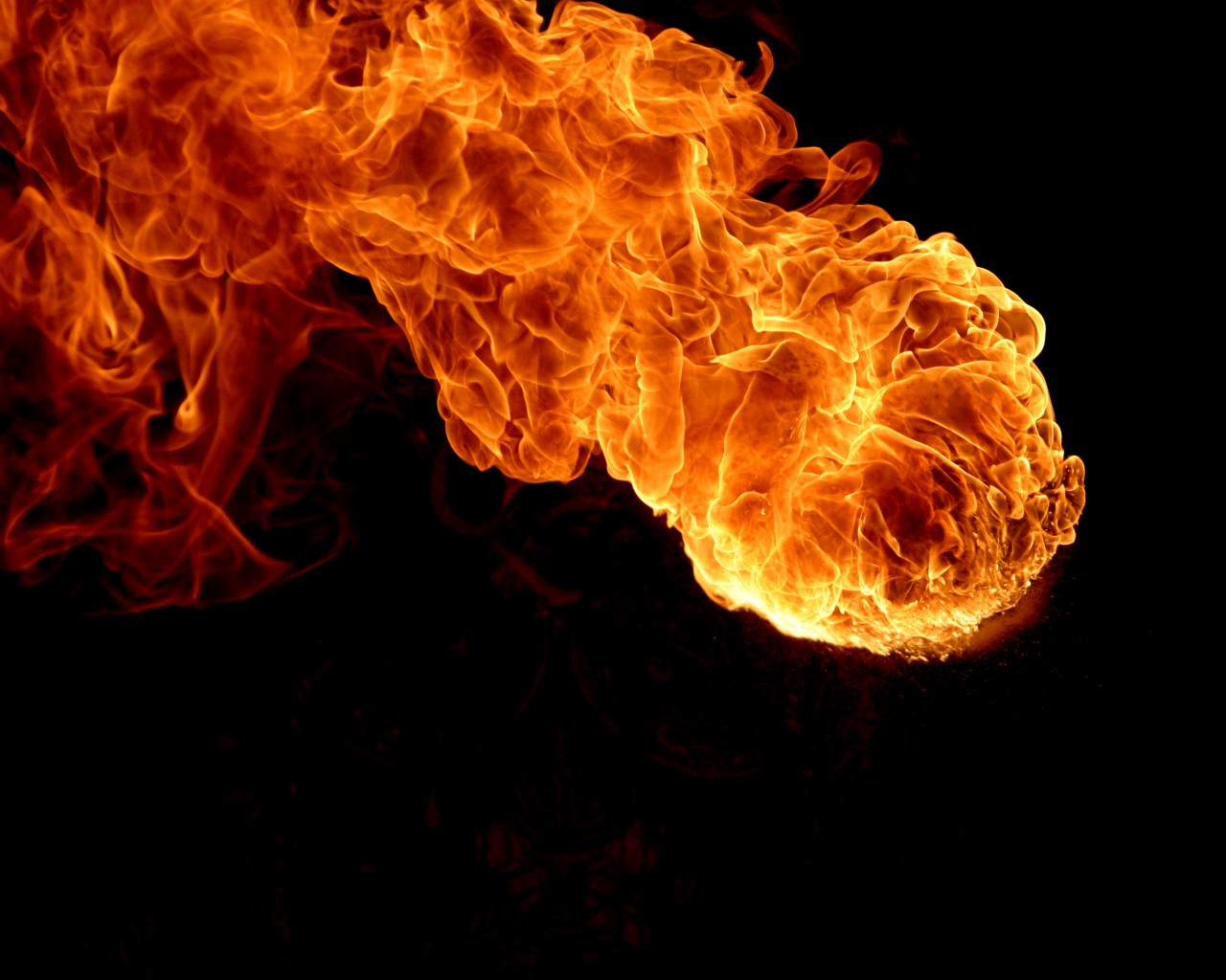 Летящий огонь