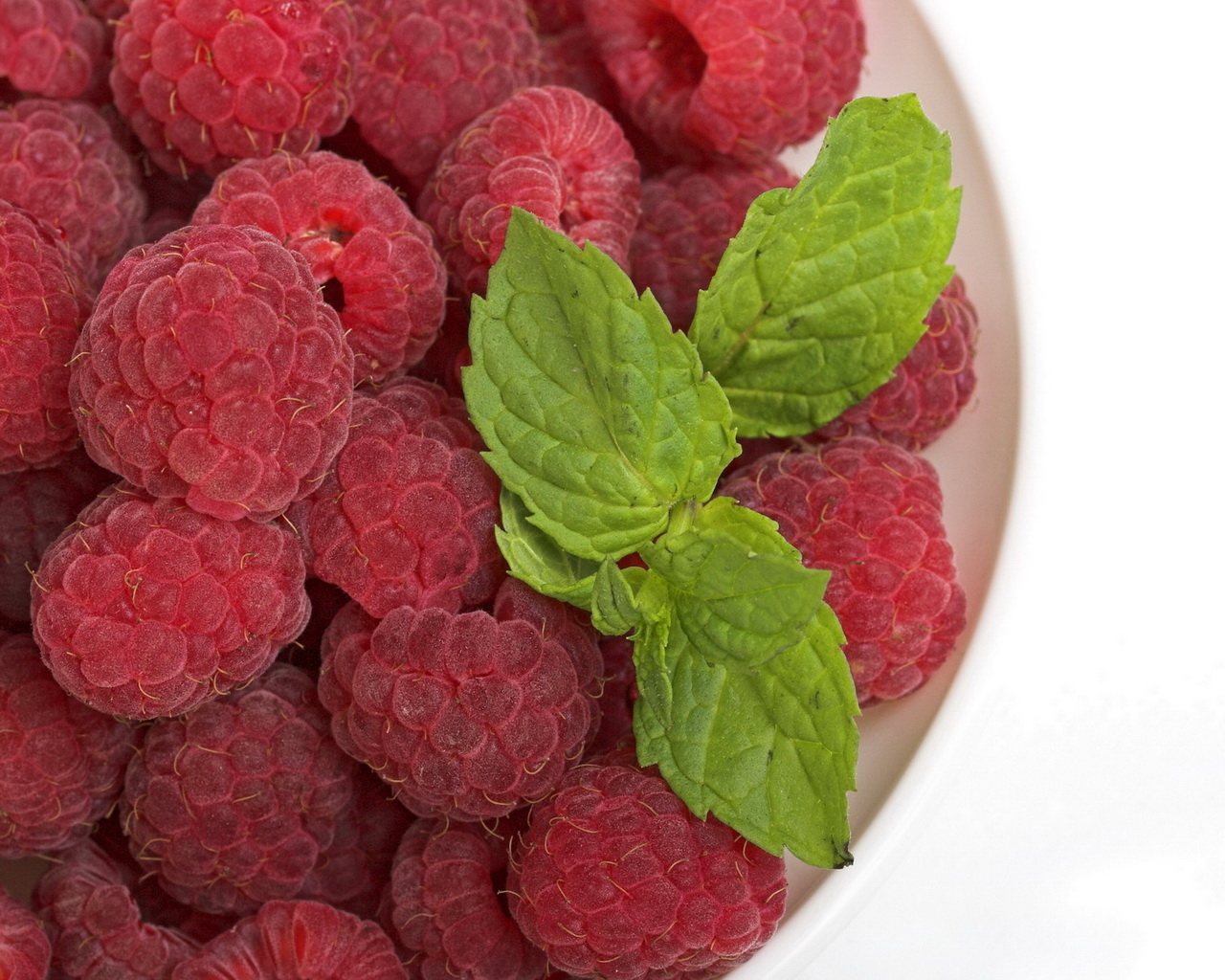 Малина с мятой