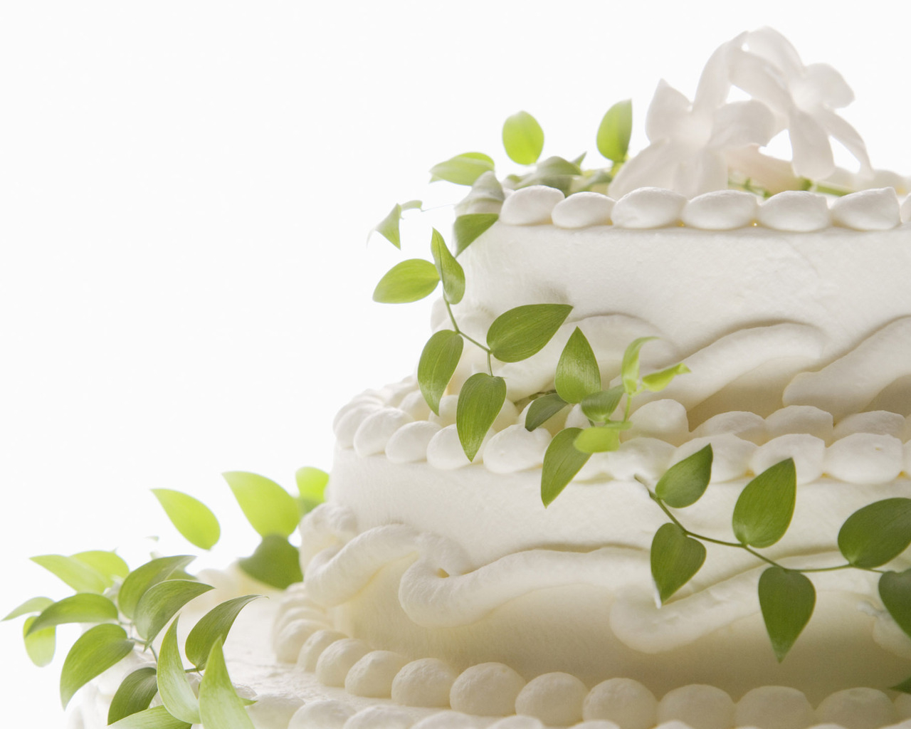 Большой торт