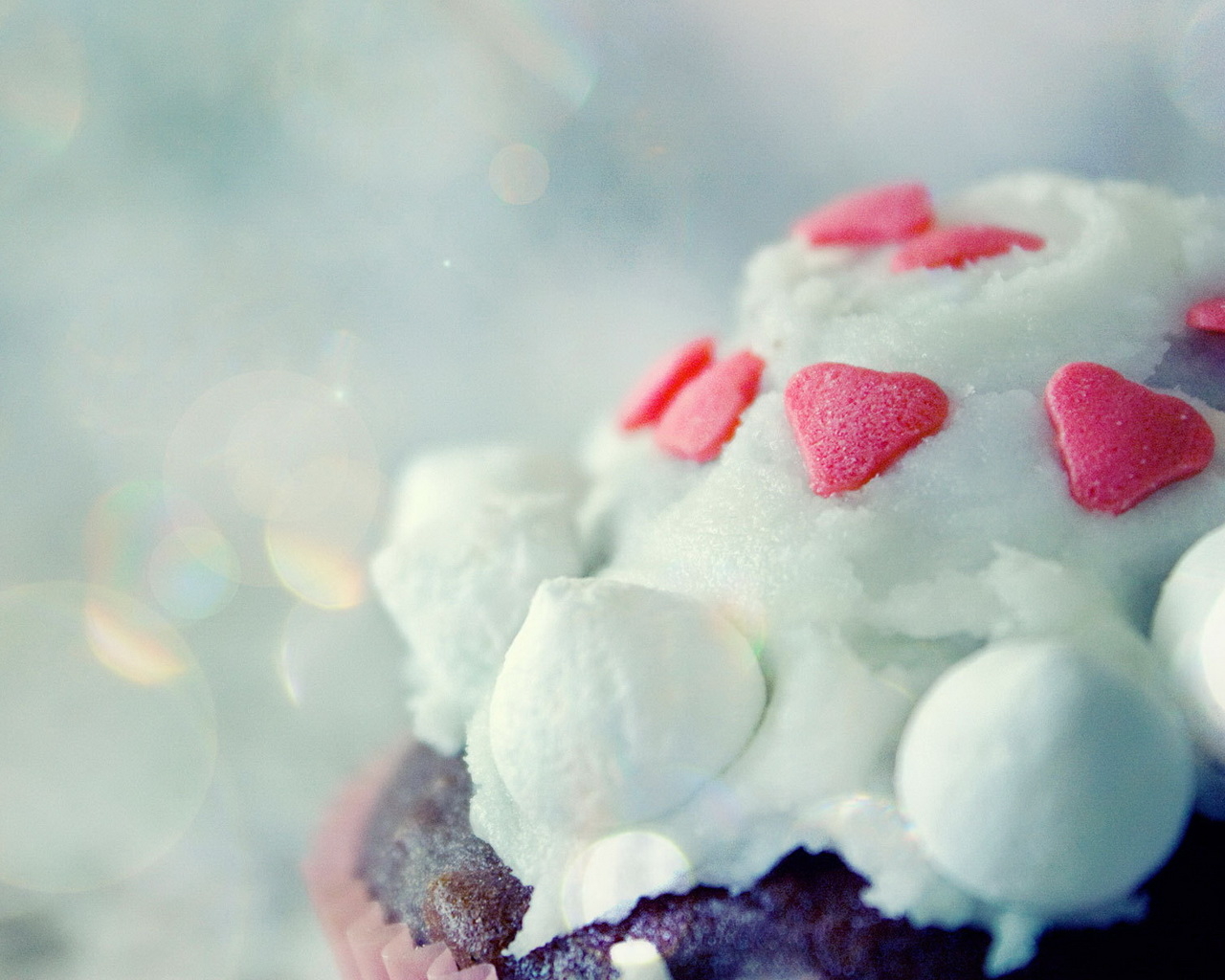 Пирожное с сердечками