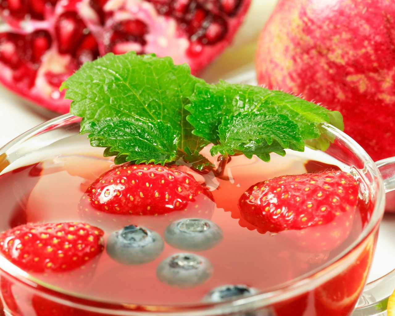 Ягодный напиток