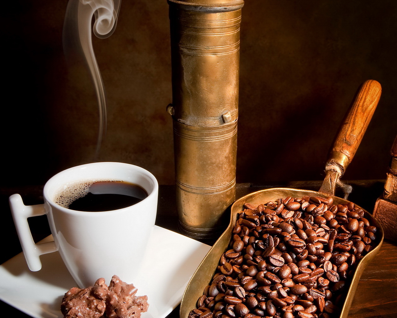 Кофейные зерна и кофе