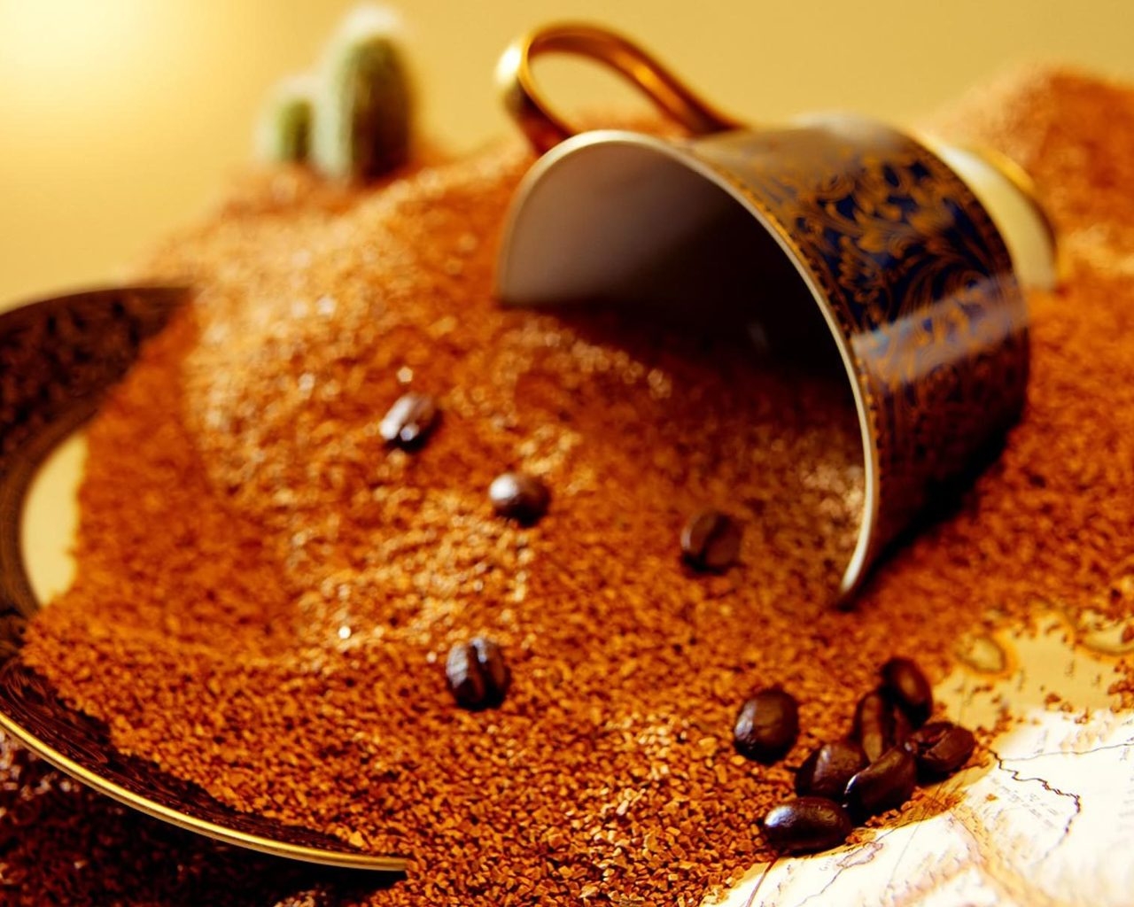 Рассыпанный кофе