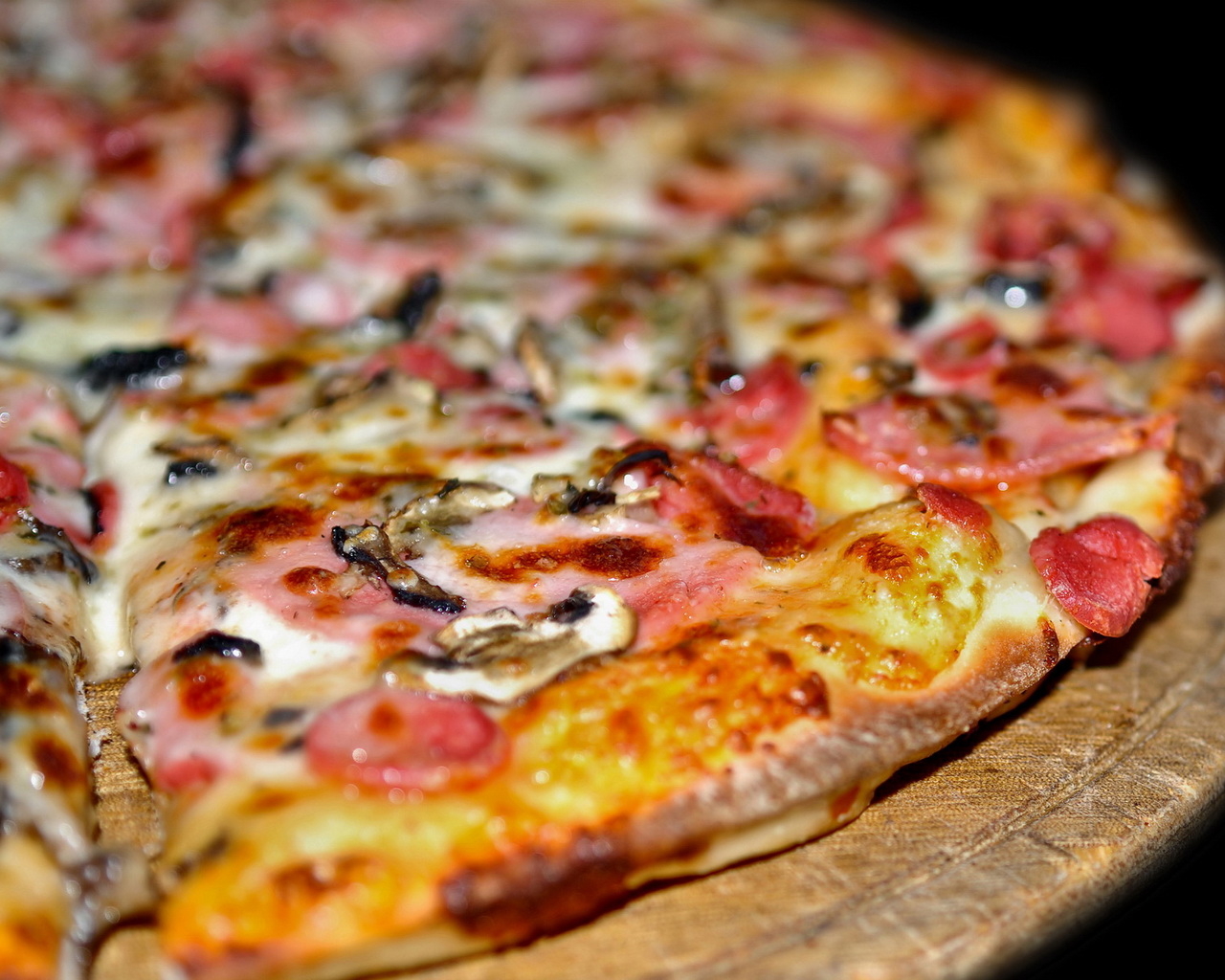 Аппетитная пицца