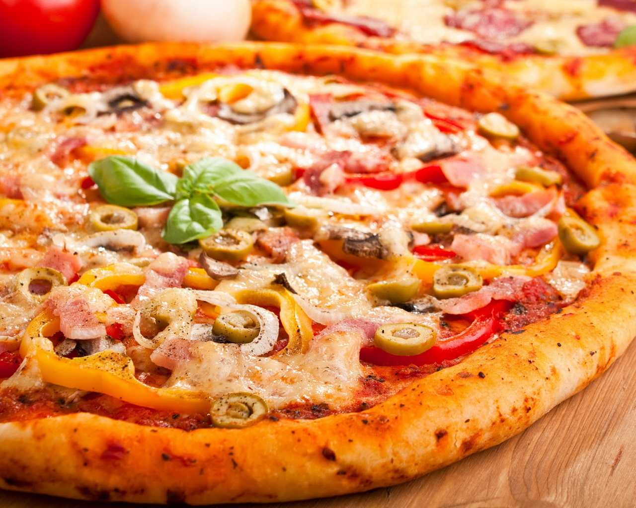 Свежая пицца