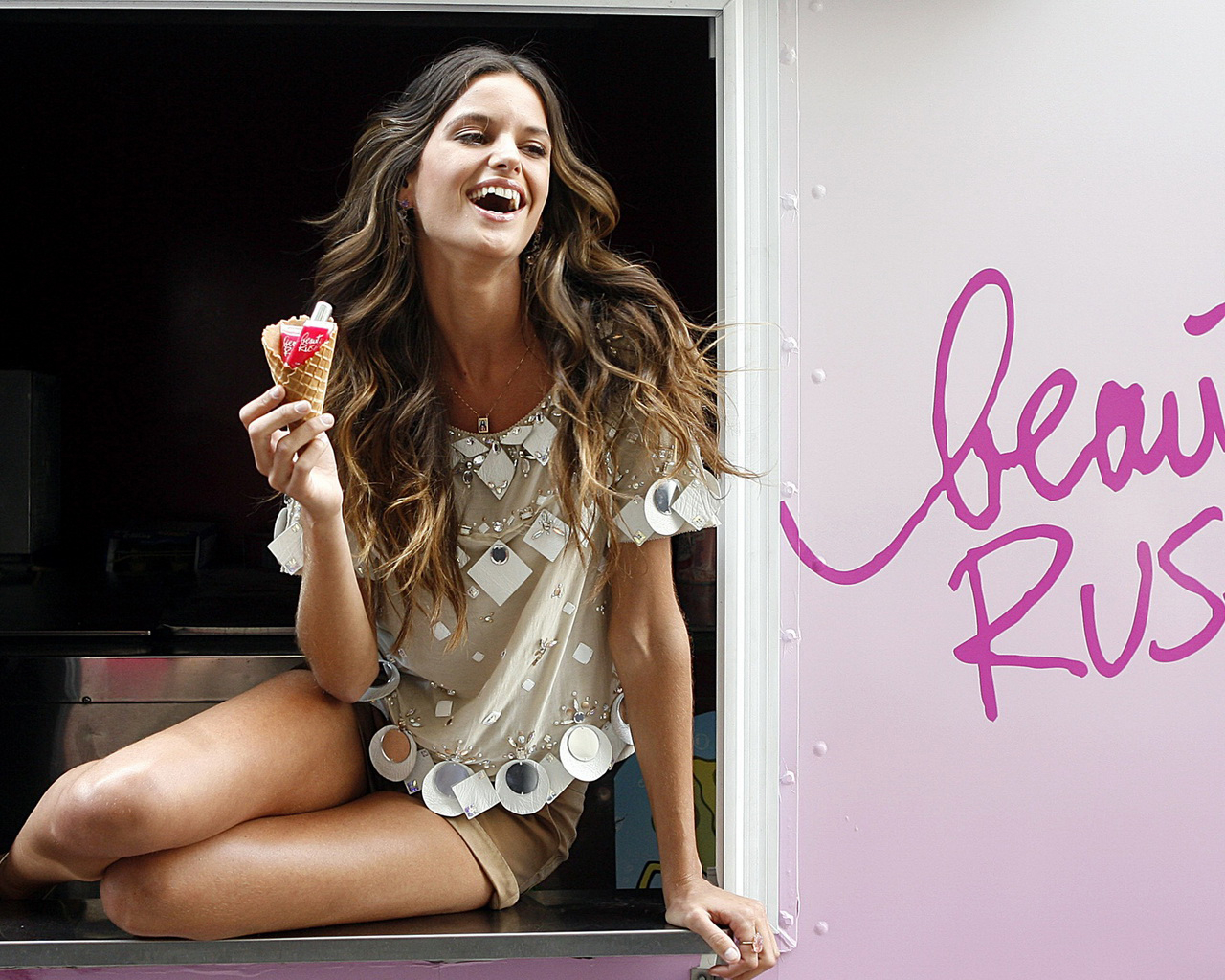 модель Izabel Goulart