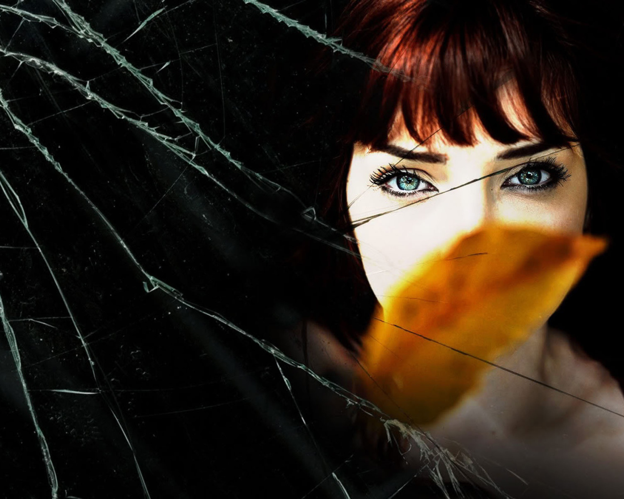 Сьюзан Кофи в отражении