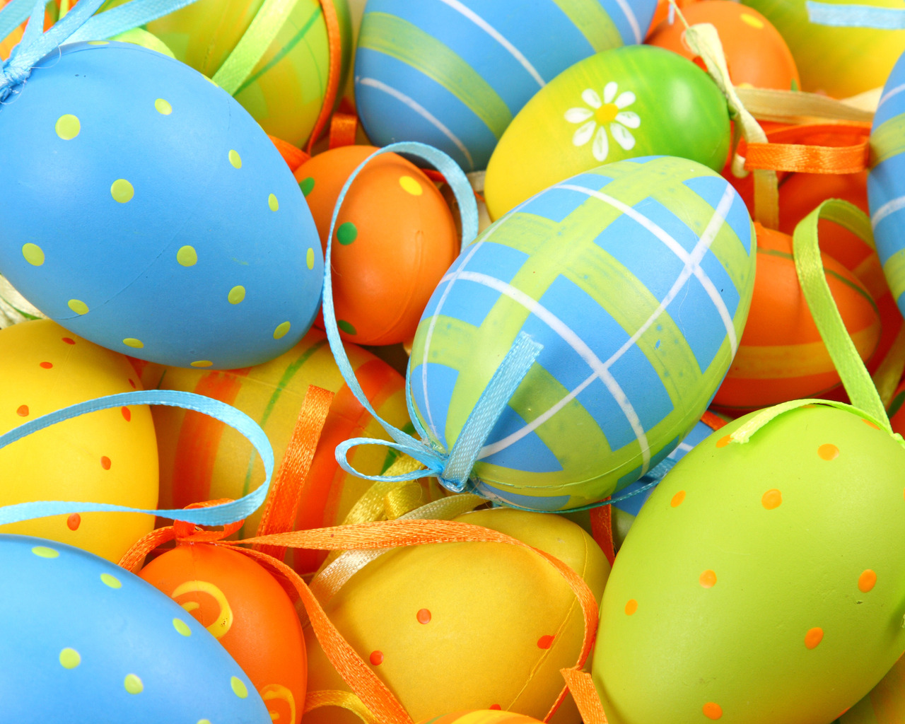 Яйца с бантиками