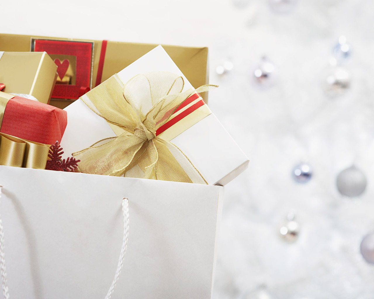 Новогодние подарки