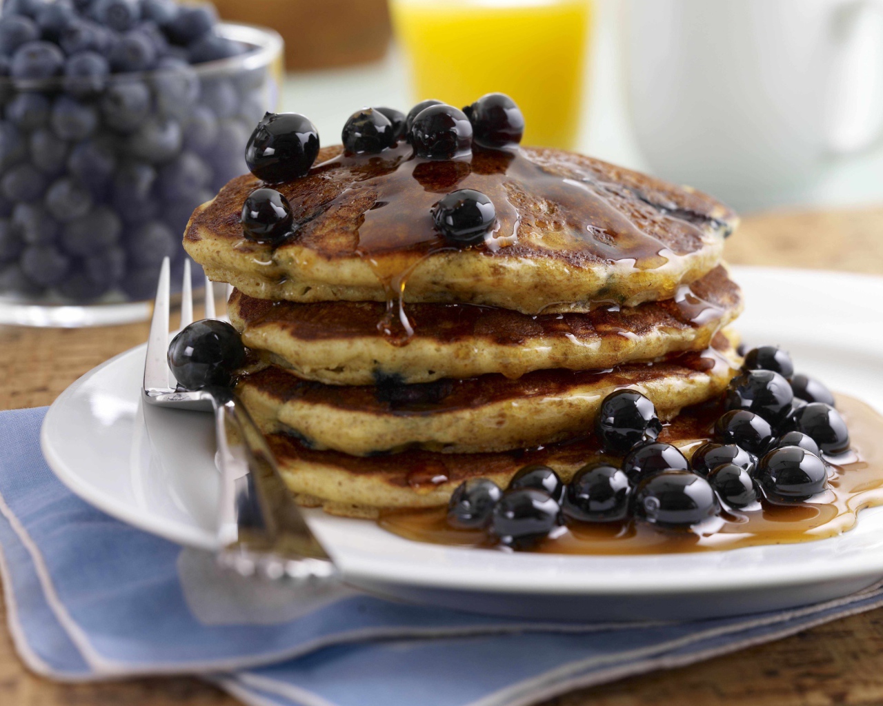 Блинчики с черникой Масленица