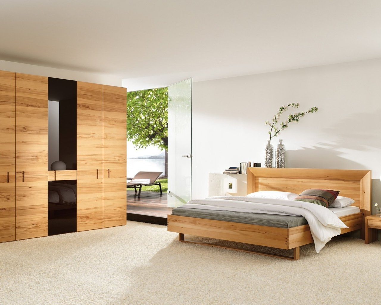 Спальная комната в доме