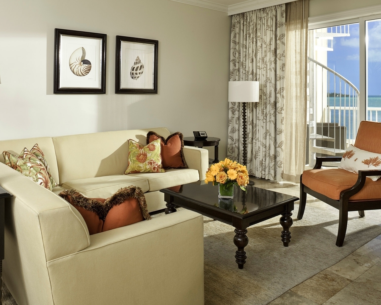 Классическая комната