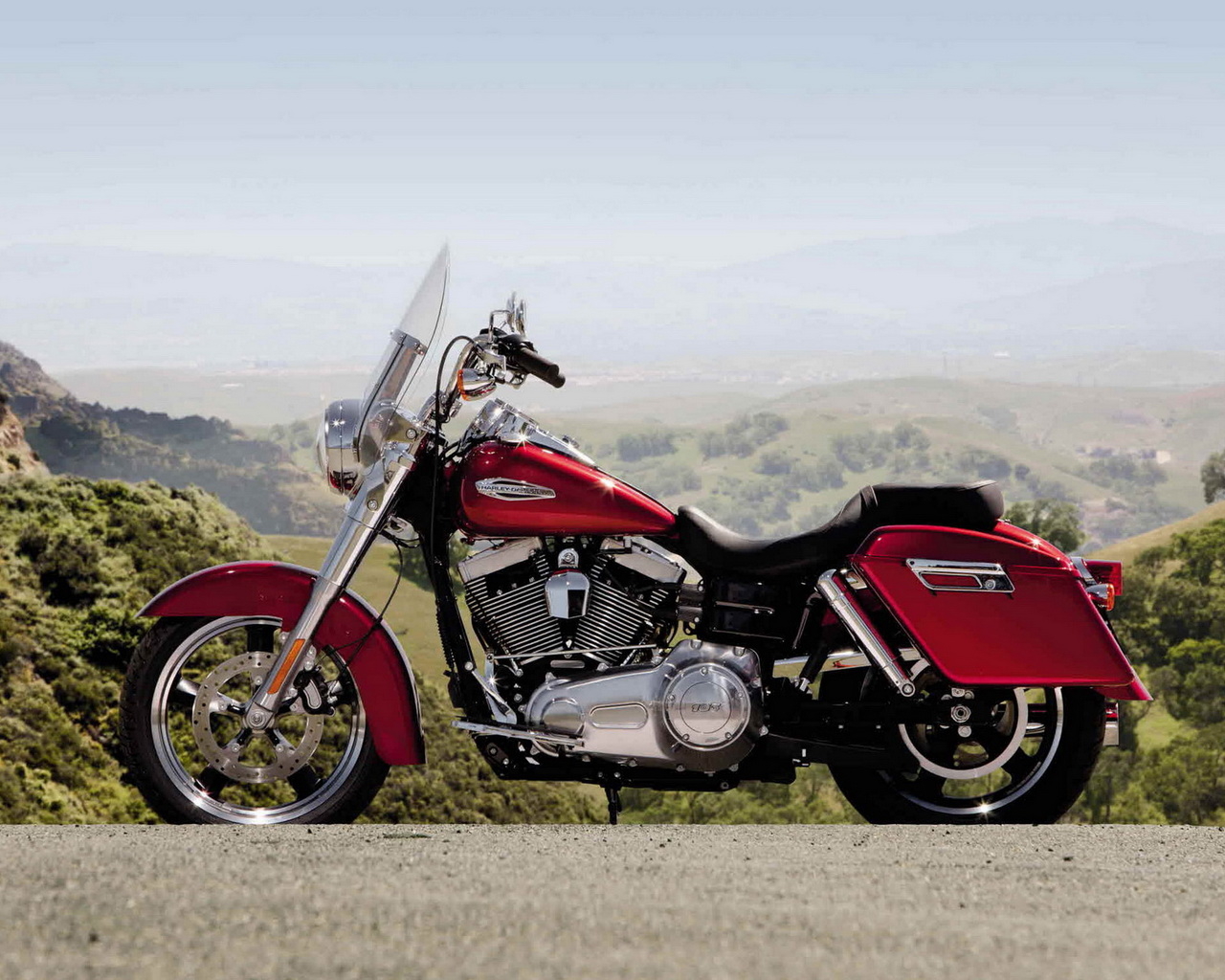 Harley-Davidson FLD Switchback