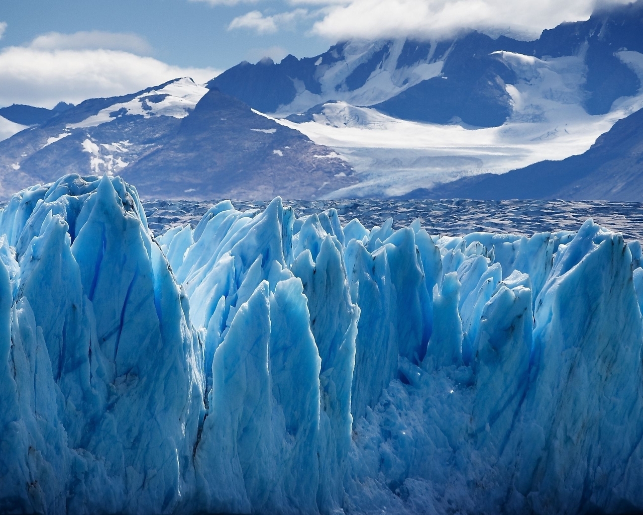 Лед и горы