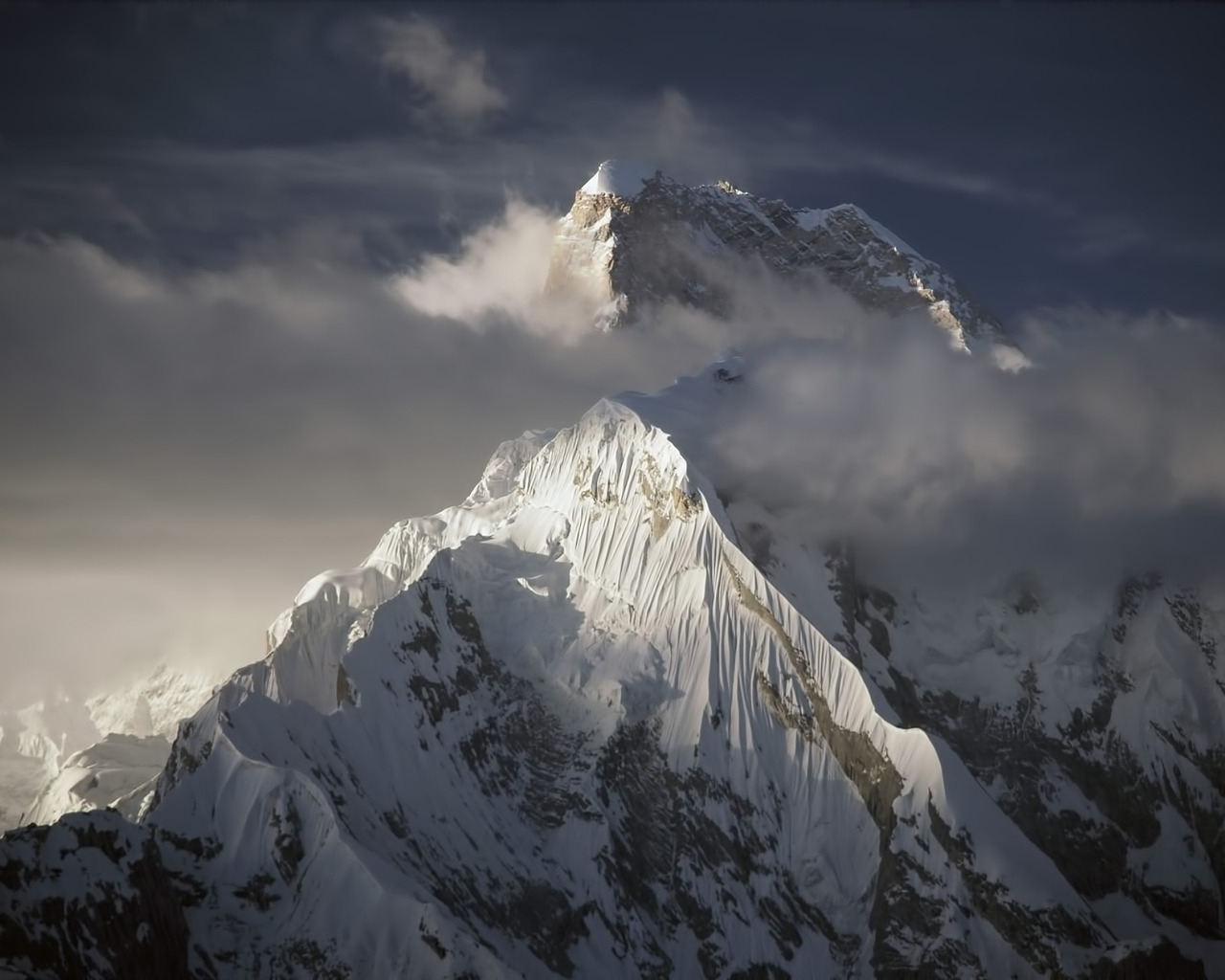 Горы в тумане