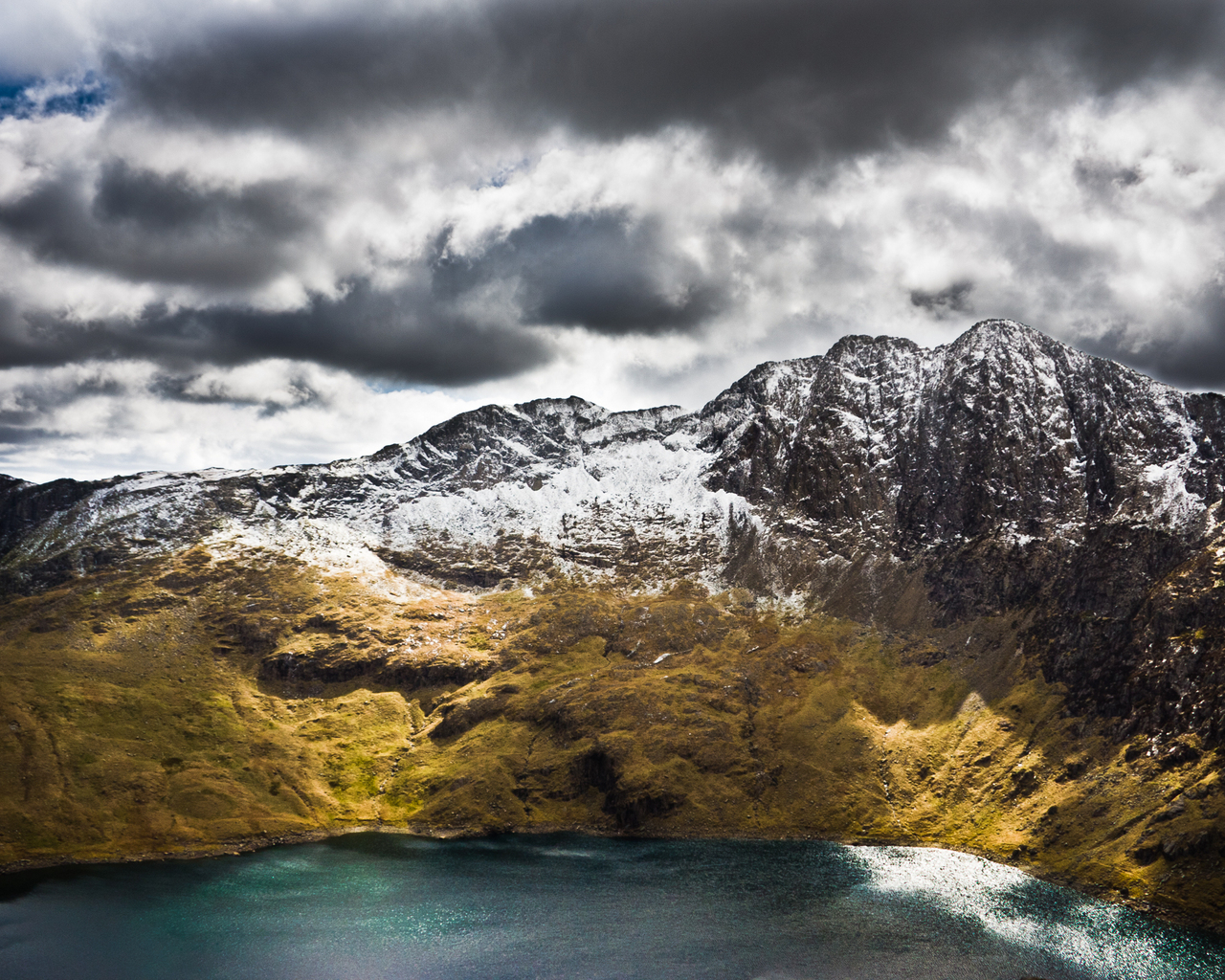 Горы под небом