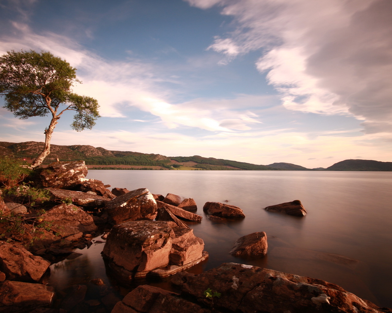 Берег озера