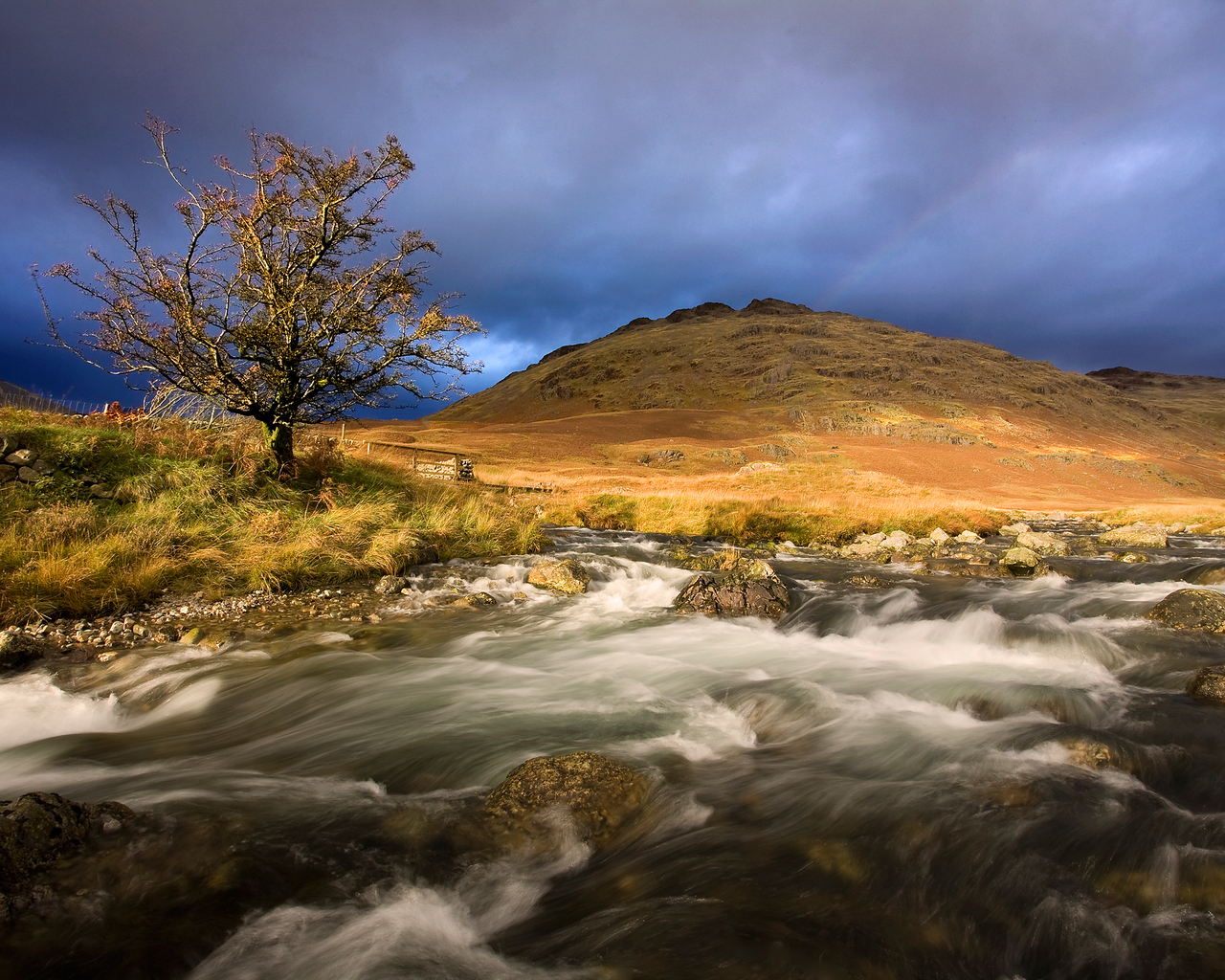 Речка на холме
