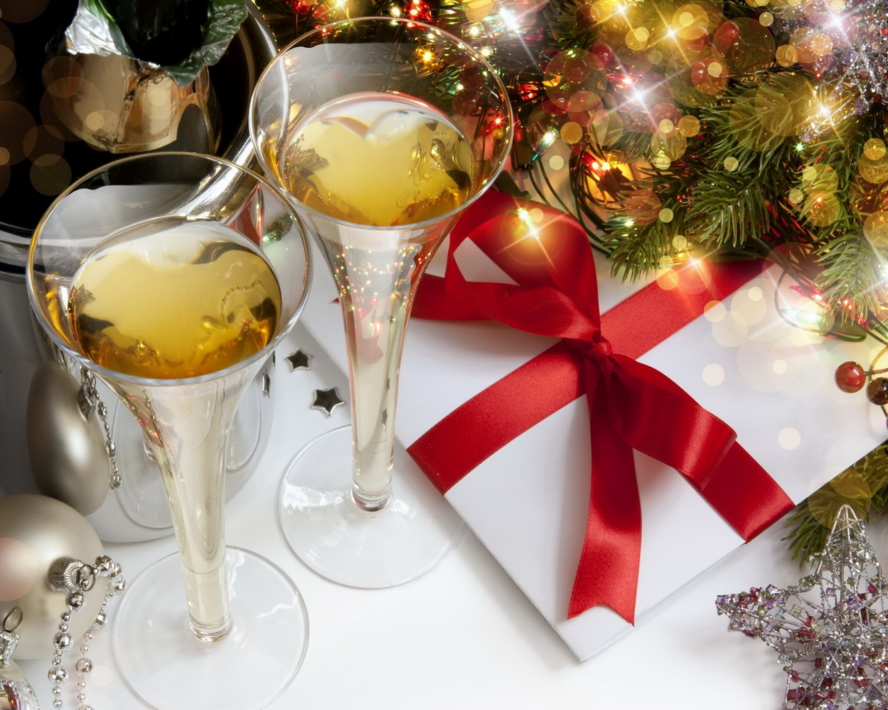 Праздничная обстановка