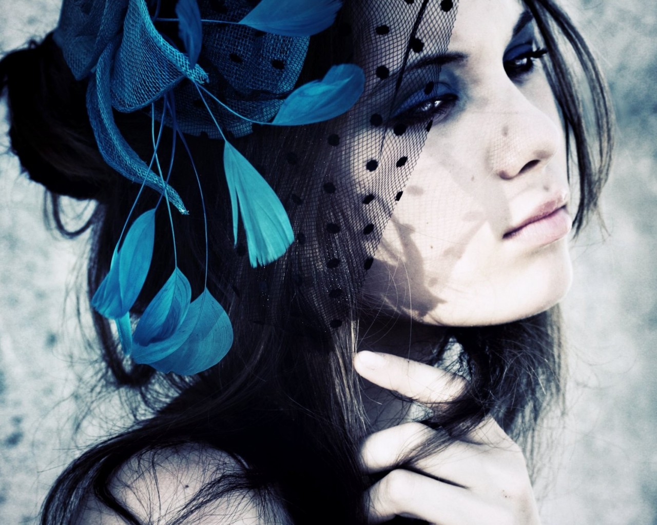 Девушка в вуали