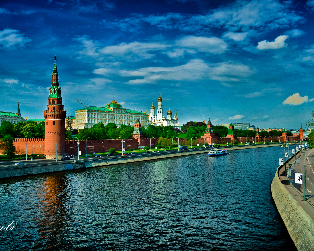 Лето в Москве