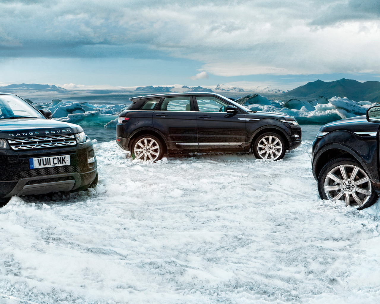 Land Rover Evoque на снегу