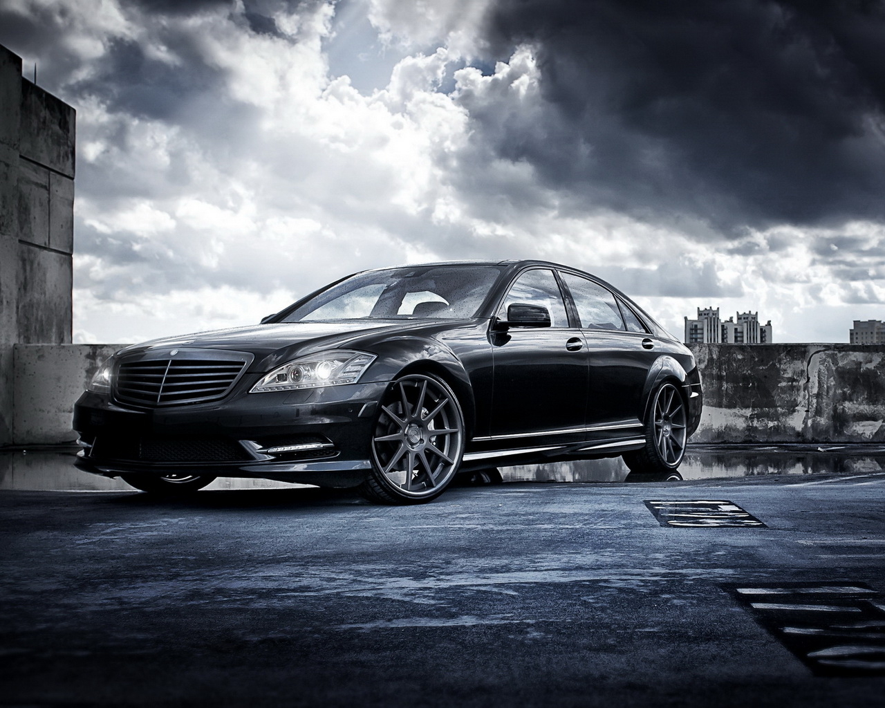 Mercedes S550