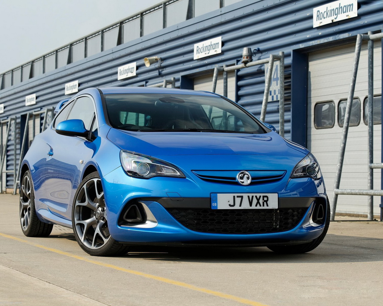 Vauxhall-Astra VXR 2013