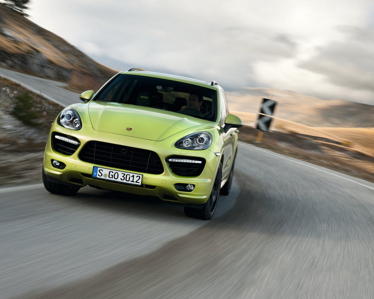 Porsche Cayenne  GTS