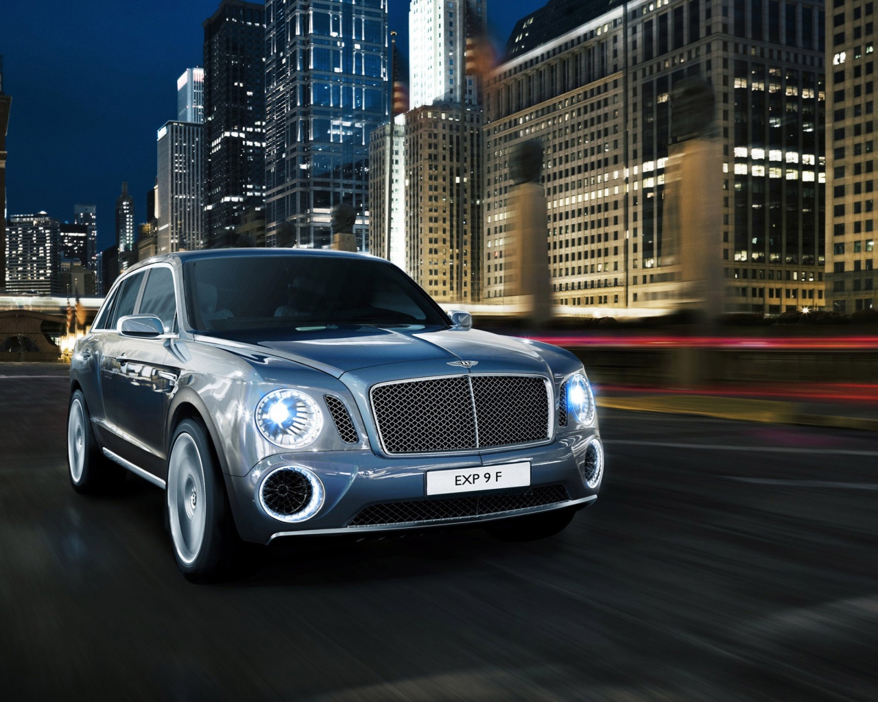 Прототип Bentley EXP 9 F