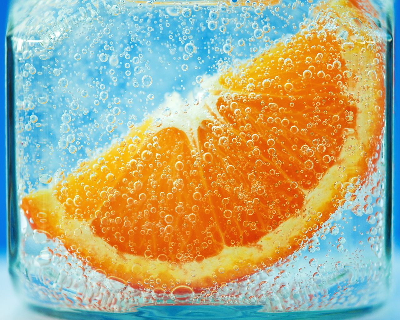 Ледяной апельсин