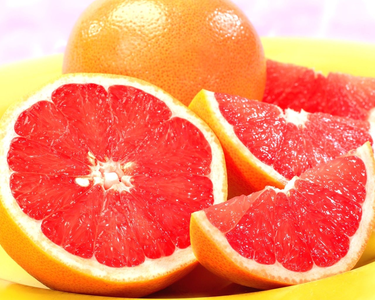 Красный грейпфрут