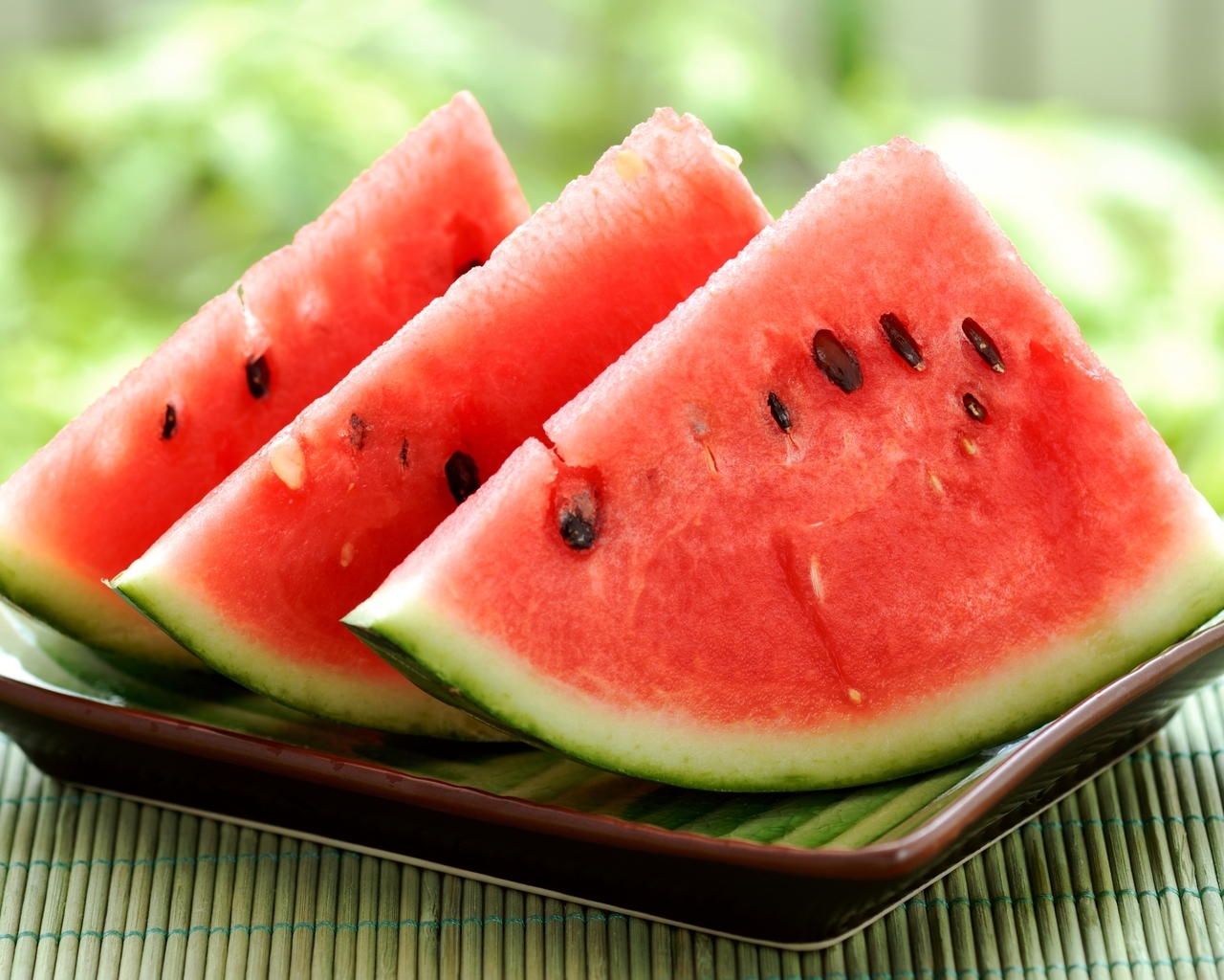 Арбузные кусочки