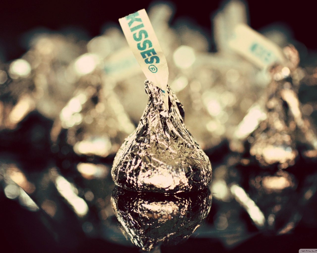 Конфета в обертке