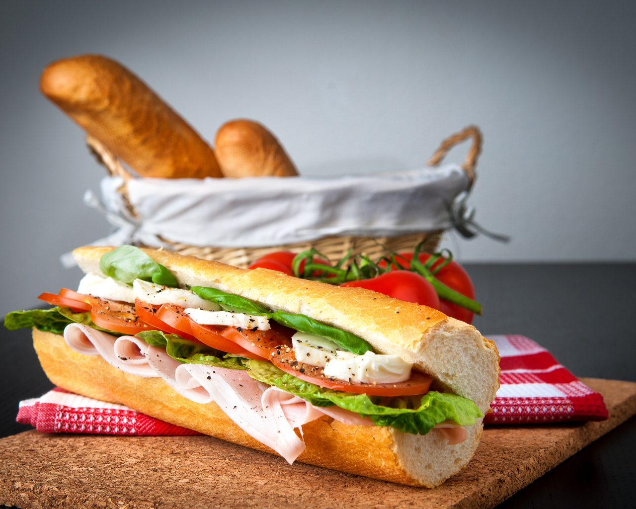 Большой сэндвич