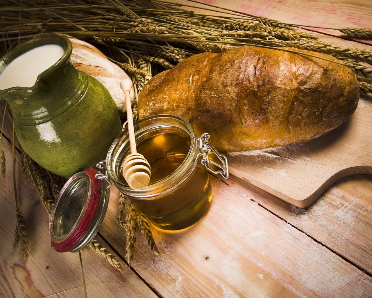Мед и хлеб