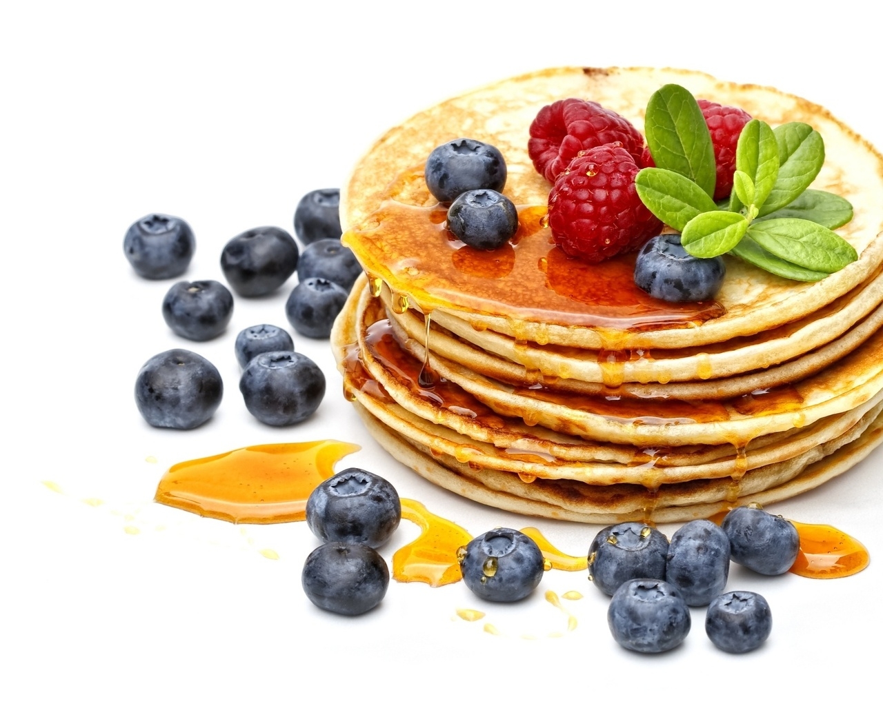 Блинчики с ягодами