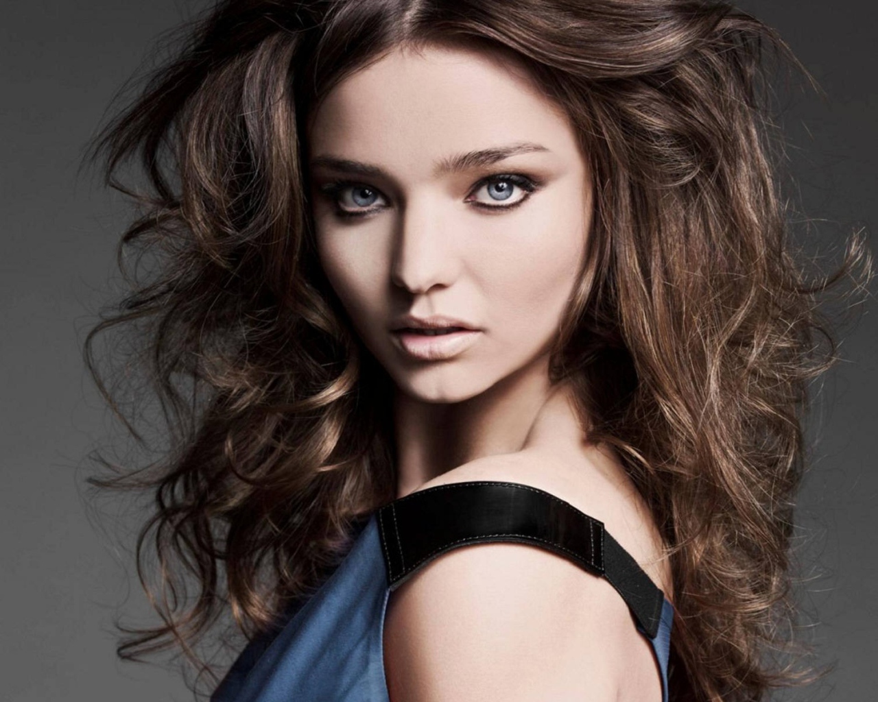 Миранда Керр портрет