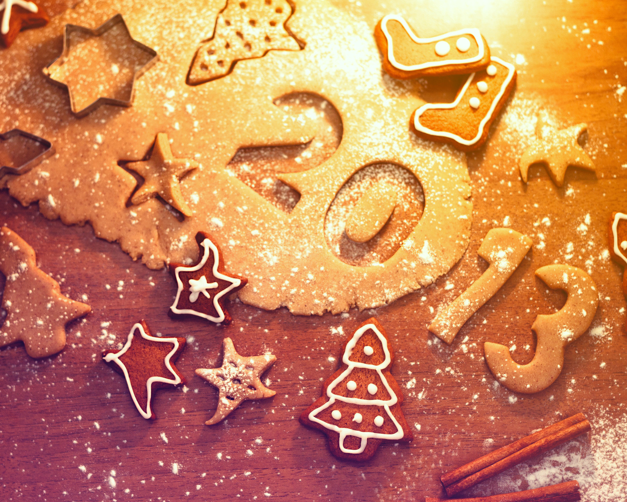 С Новым годом 2013!