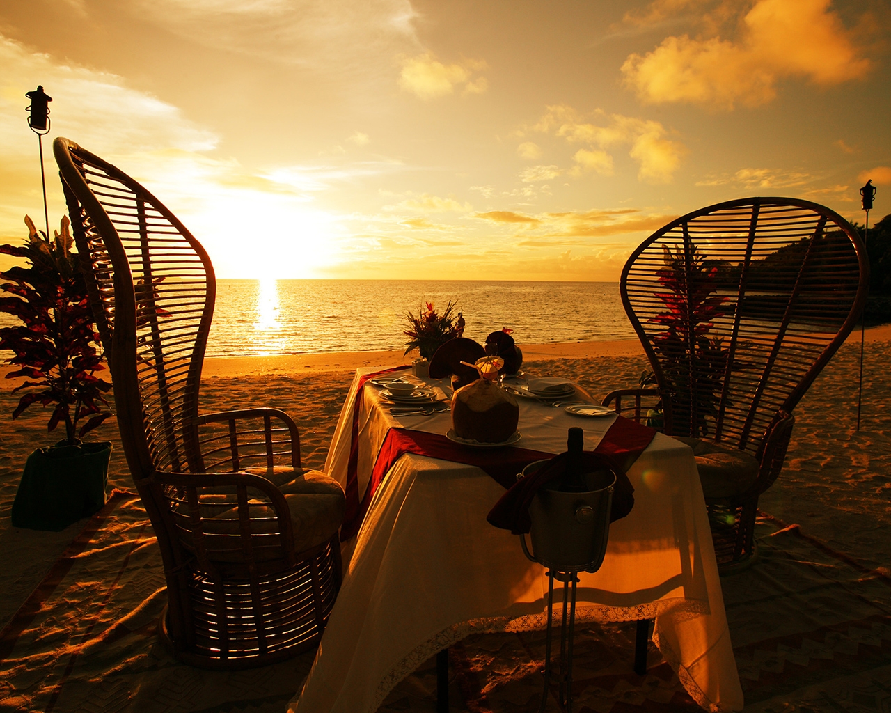 Ужин на пляже