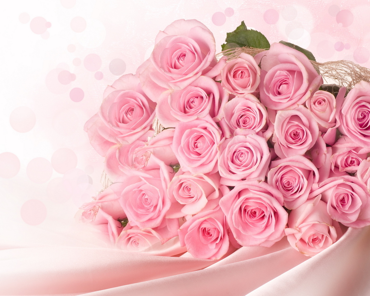 Розовый букет