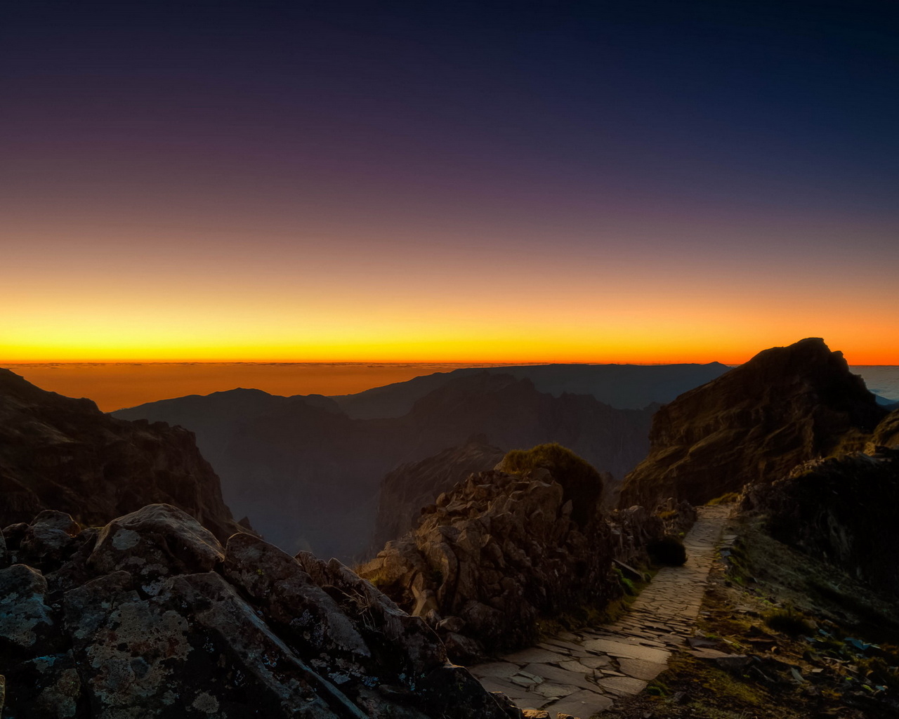 Тропа в горах