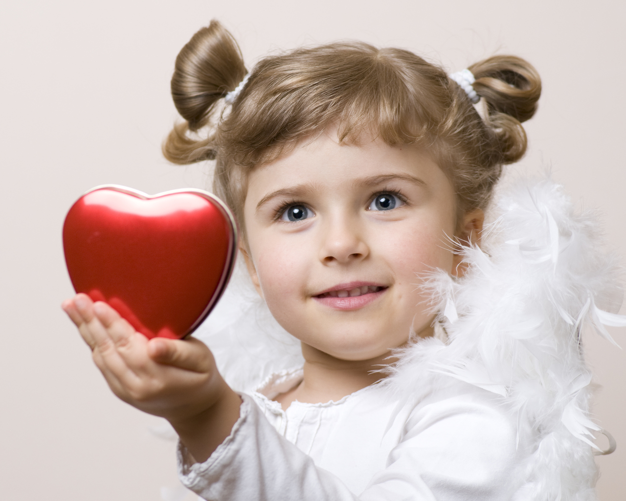 Маленькая девочка